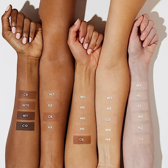 3/$10 L’Oréal C1 Cool Light True Match Super Blendable Powder - Picture 3 of 3